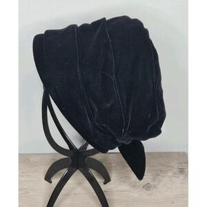 VTG 1960s Black Velvet Evelyn Veron Turban Hat